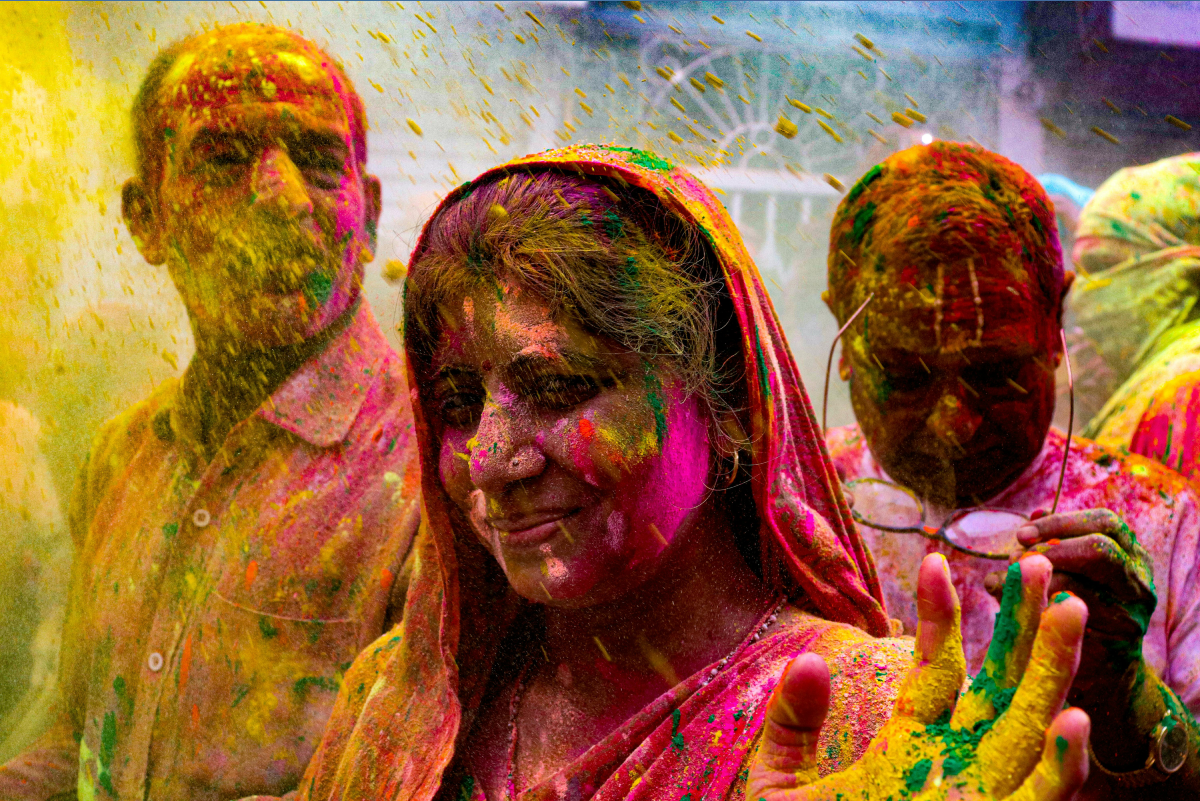 Pirotechnika w stylu Bollywood: Letnie imprezy z indyjskim blaskiem